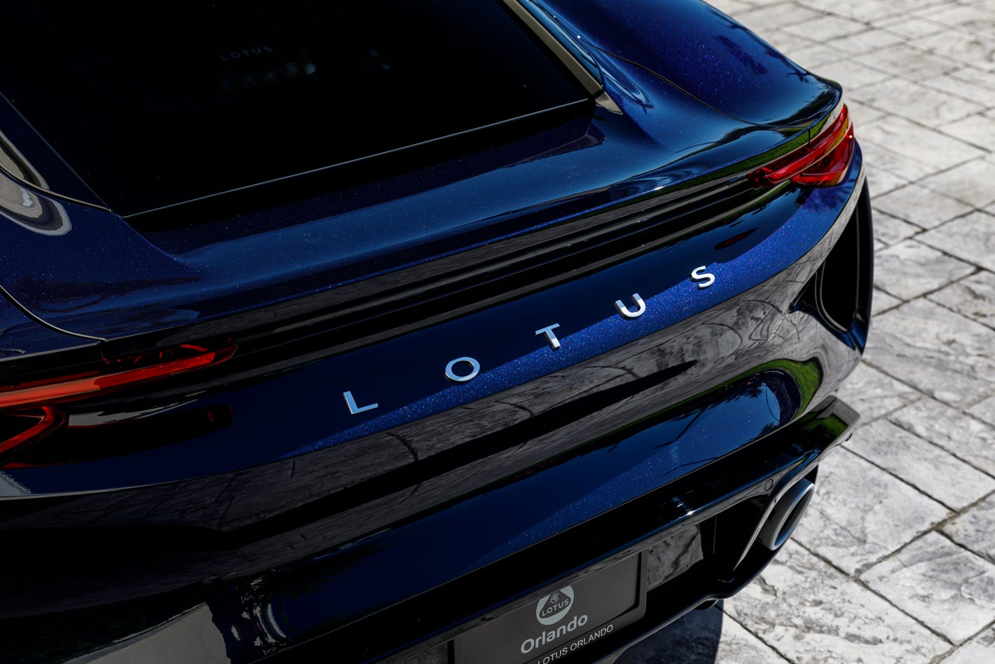 2027 Lotus EMIRA Turbo SE