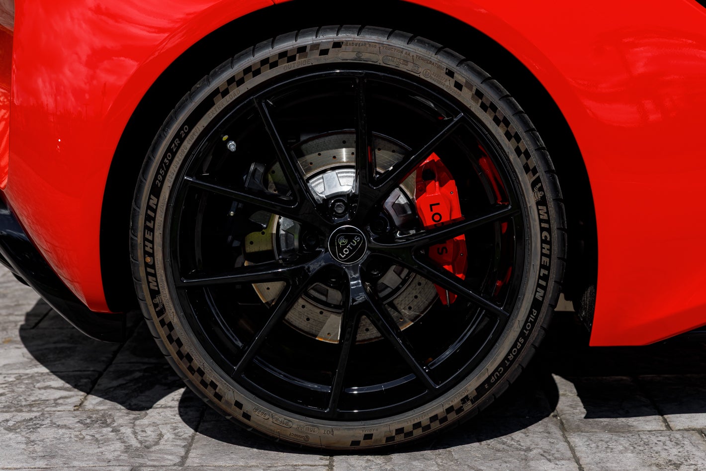 2027 Lotus EMIRA Turbo SE