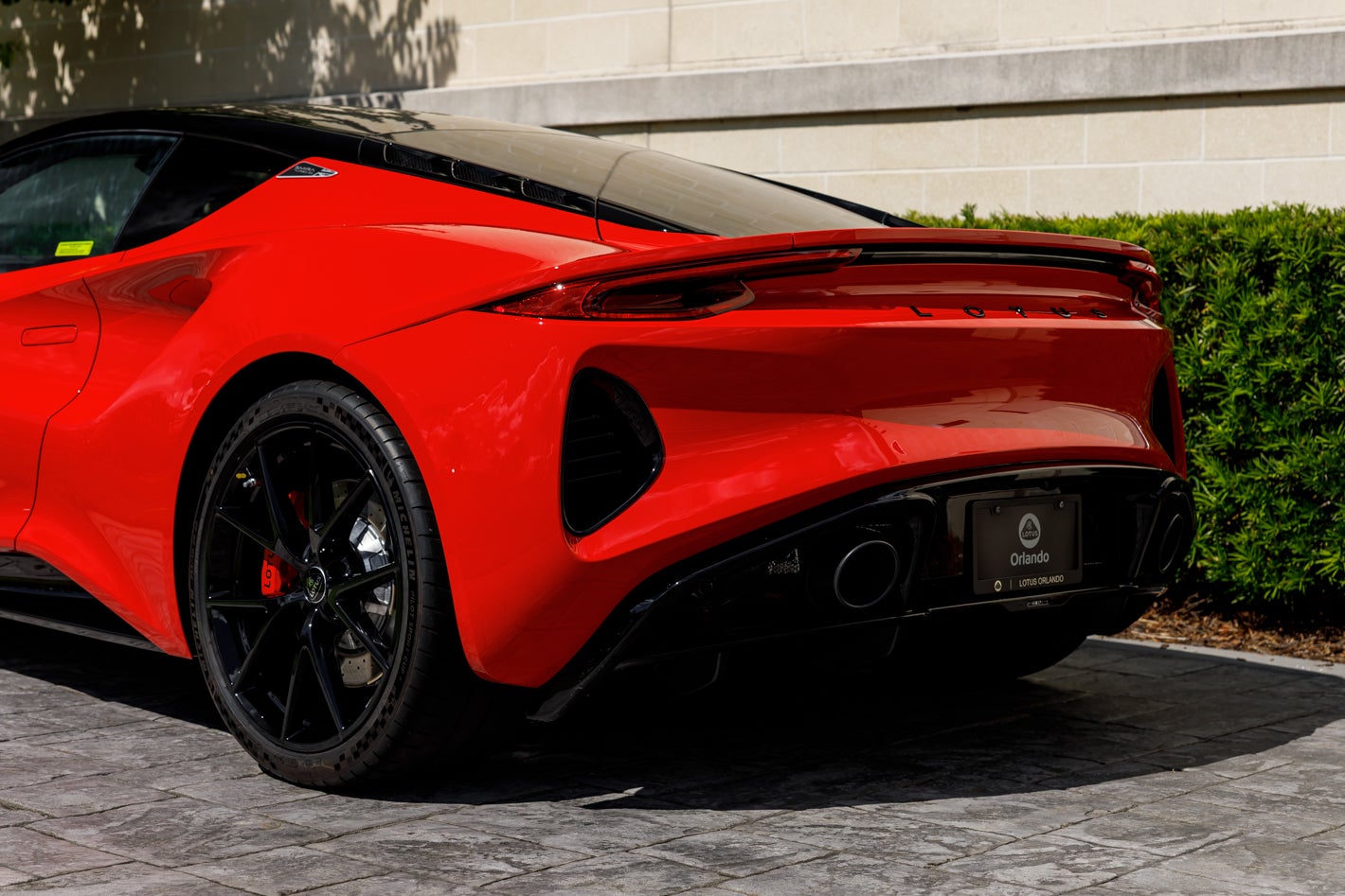2027 Lotus EMIRA Turbo SE