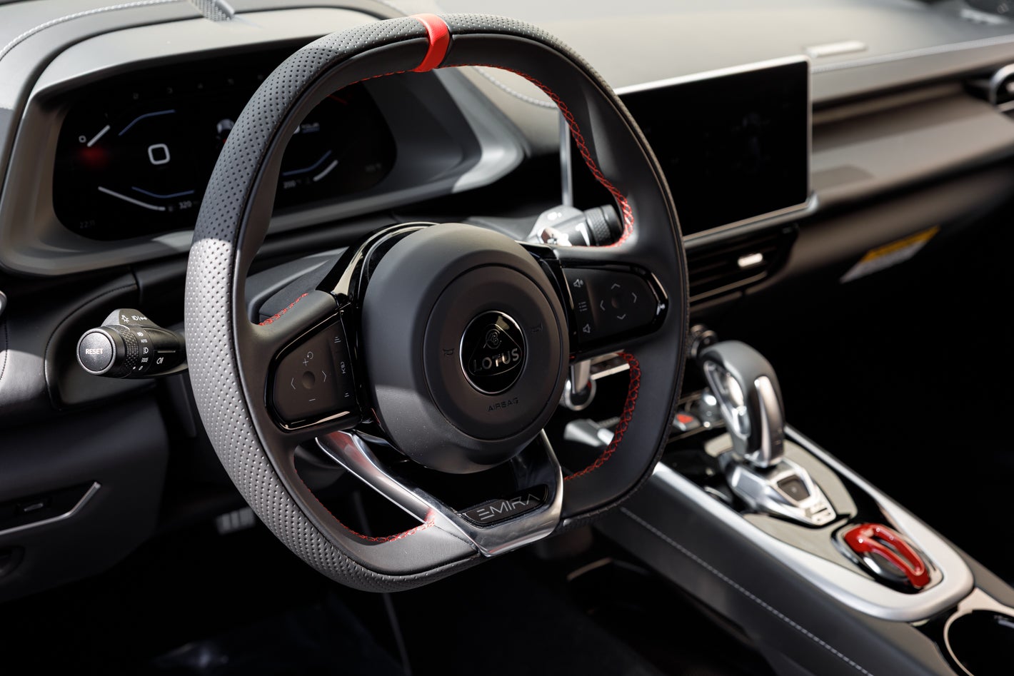 2027 Lotus EMIRA Turbo SE