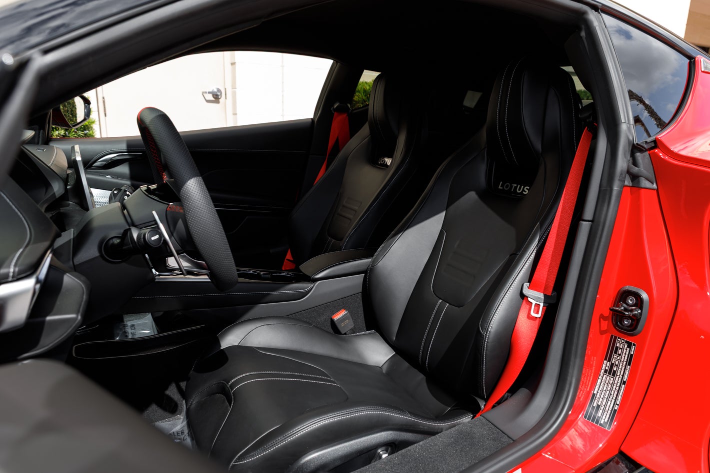 2027 Lotus EMIRA Turbo SE