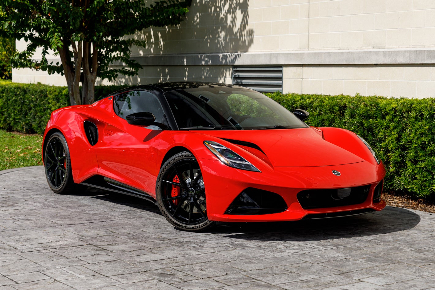 2027 Lotus EMIRA Turbo SE