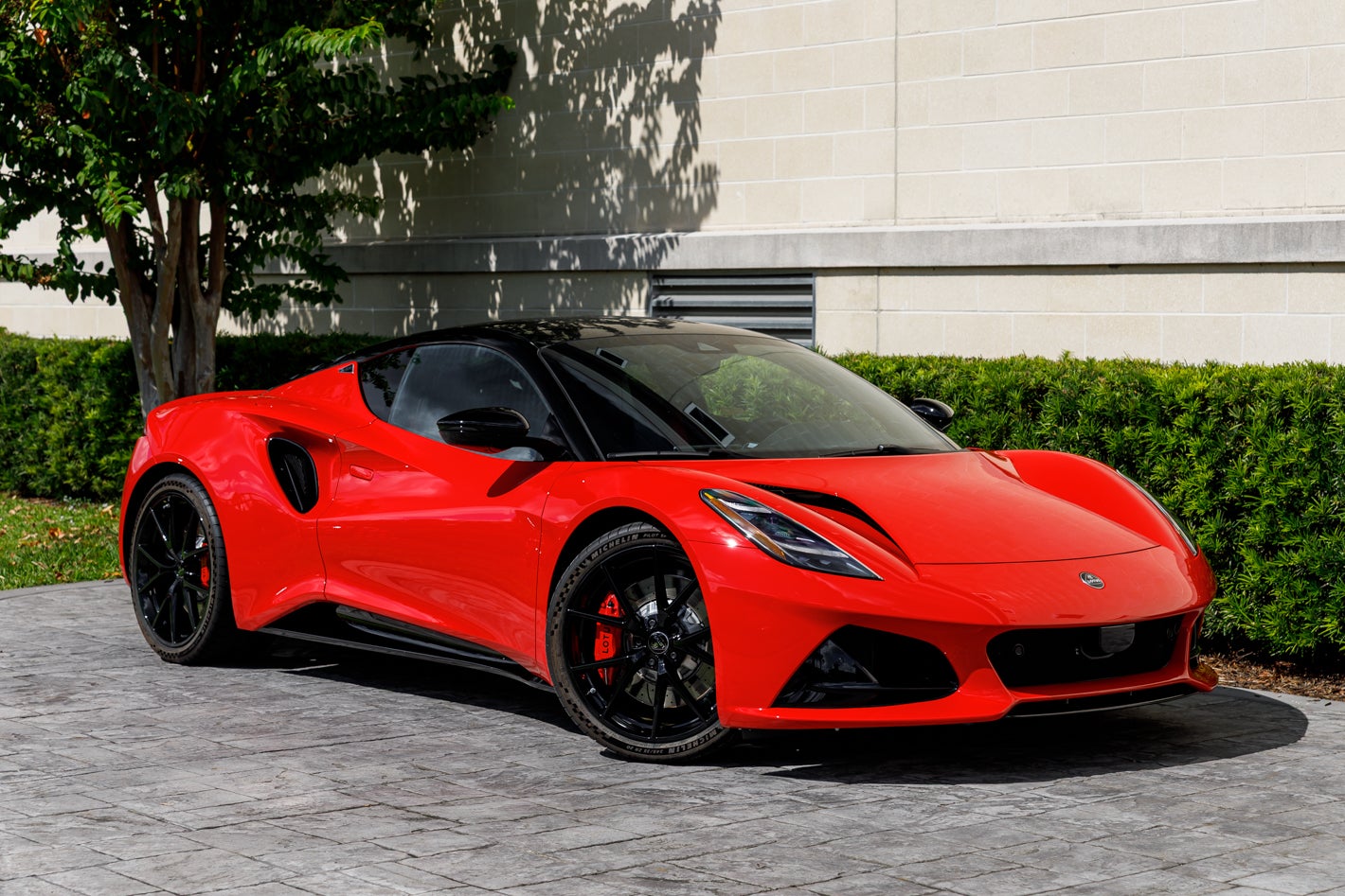 2027 Lotus EMIRA Turbo SE