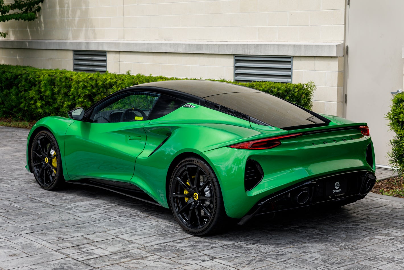 2027 Lotus EMIRA Turbo SE