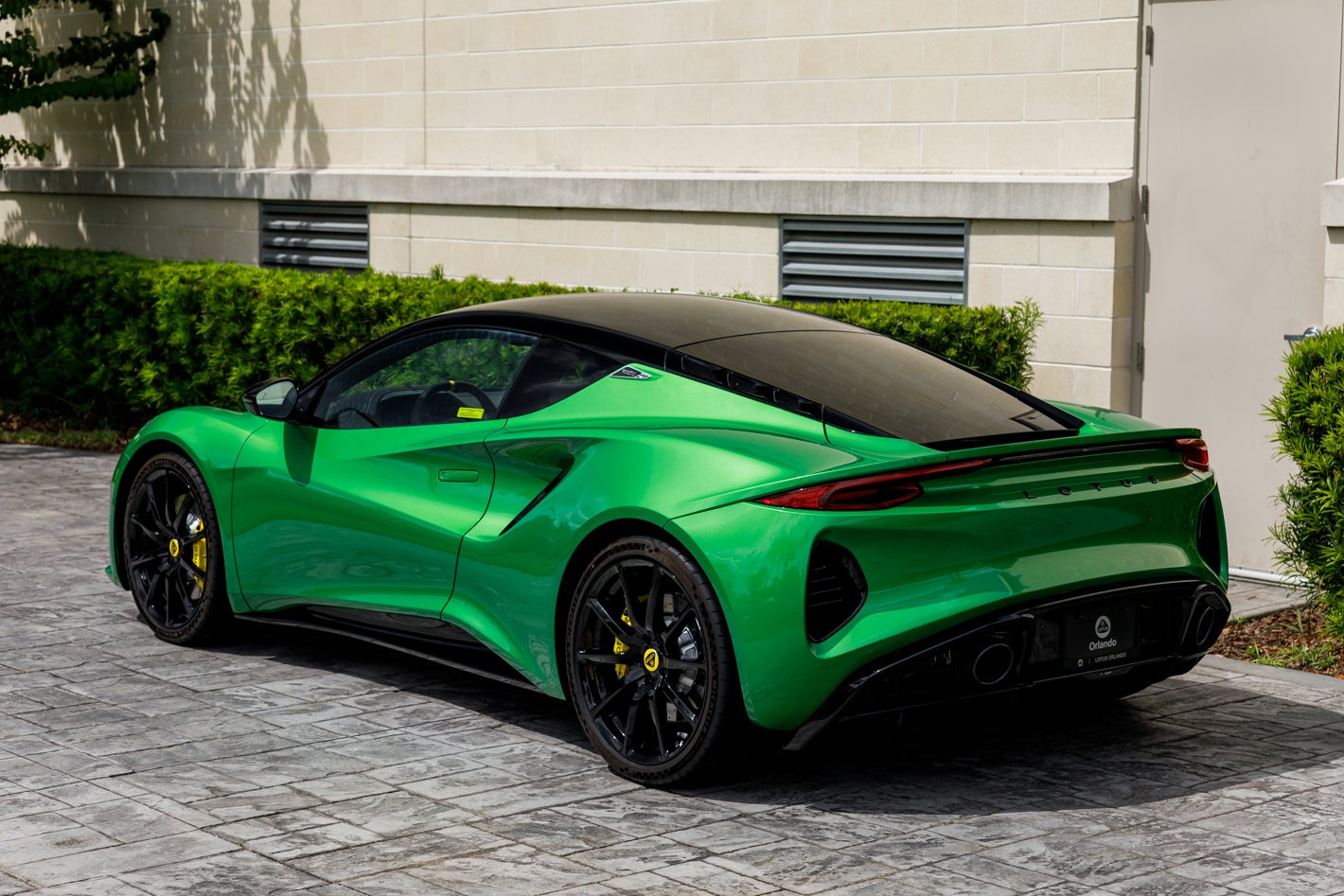 2027 Lotus EMIRA Turbo SE