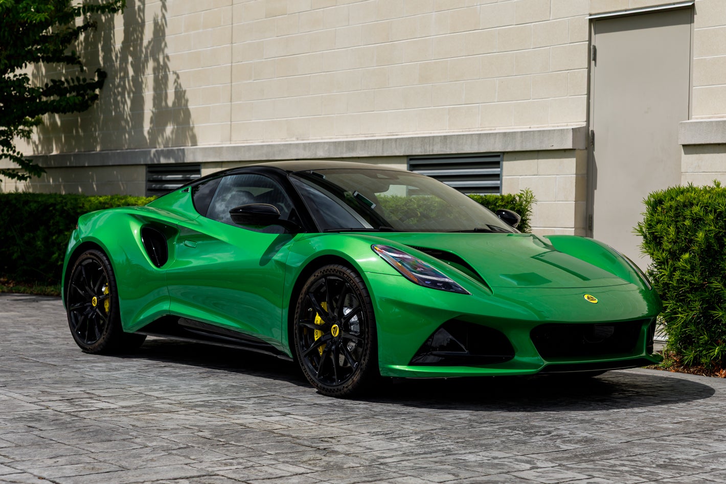 2027 Lotus EMIRA Turbo SE