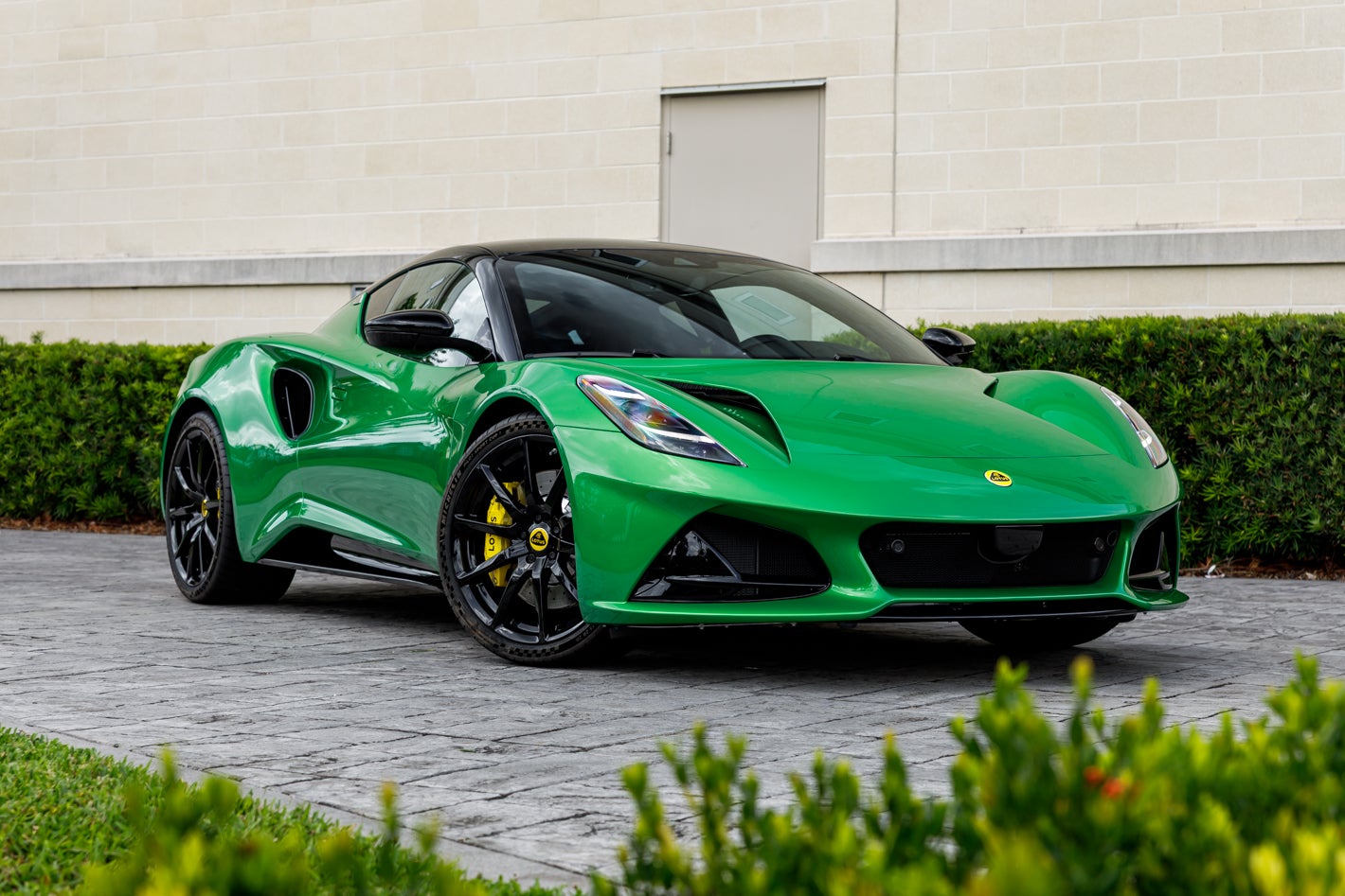 2027 Lotus EMIRA Turbo SE