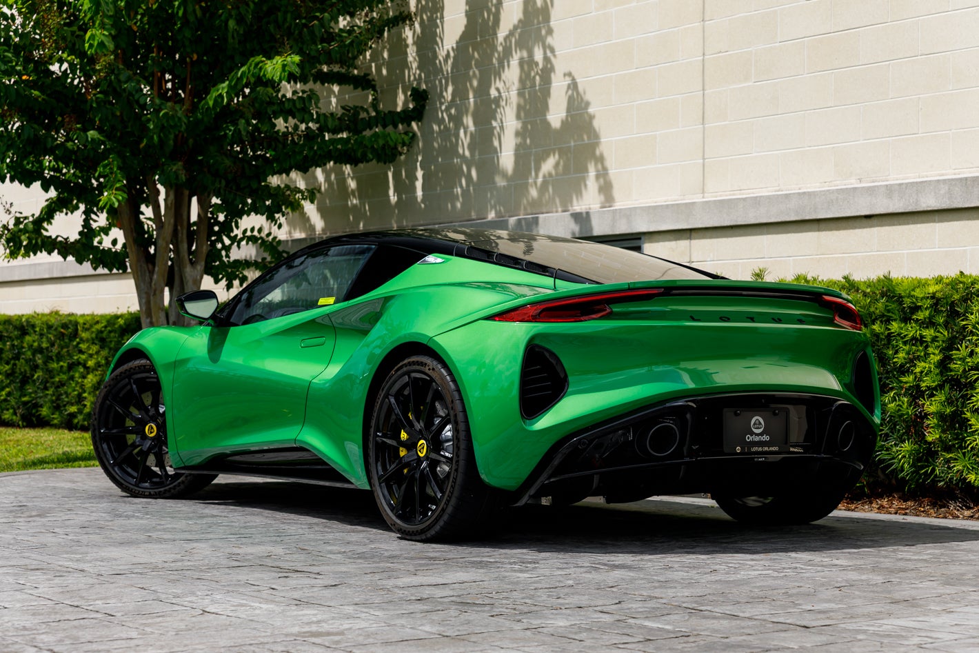 2027 Lotus EMIRA Turbo SE