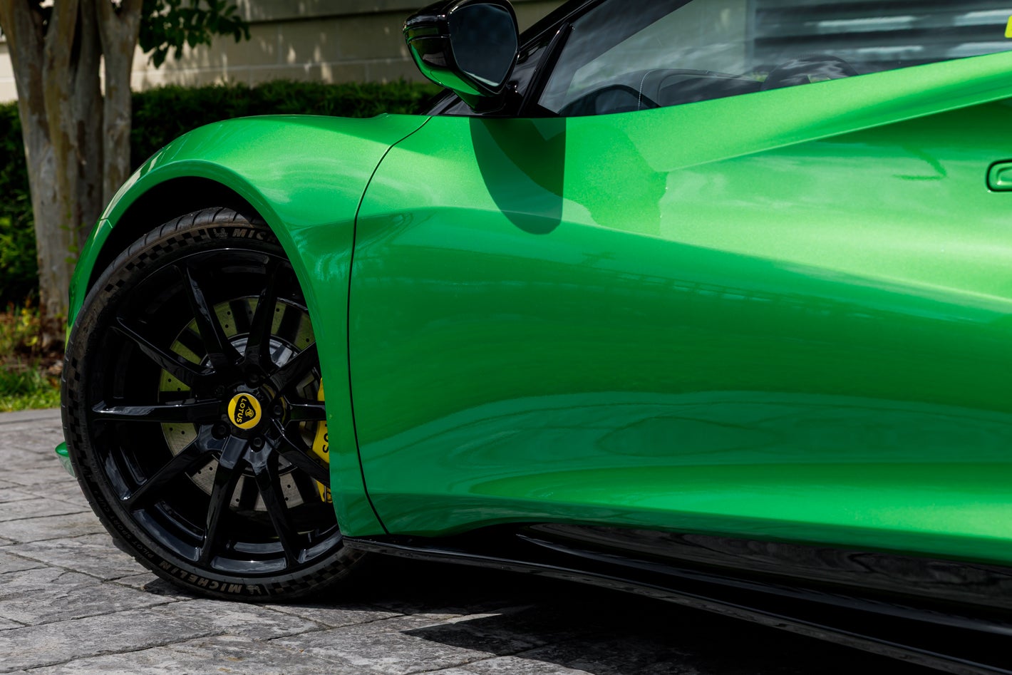 2027 Lotus EMIRA Turbo SE