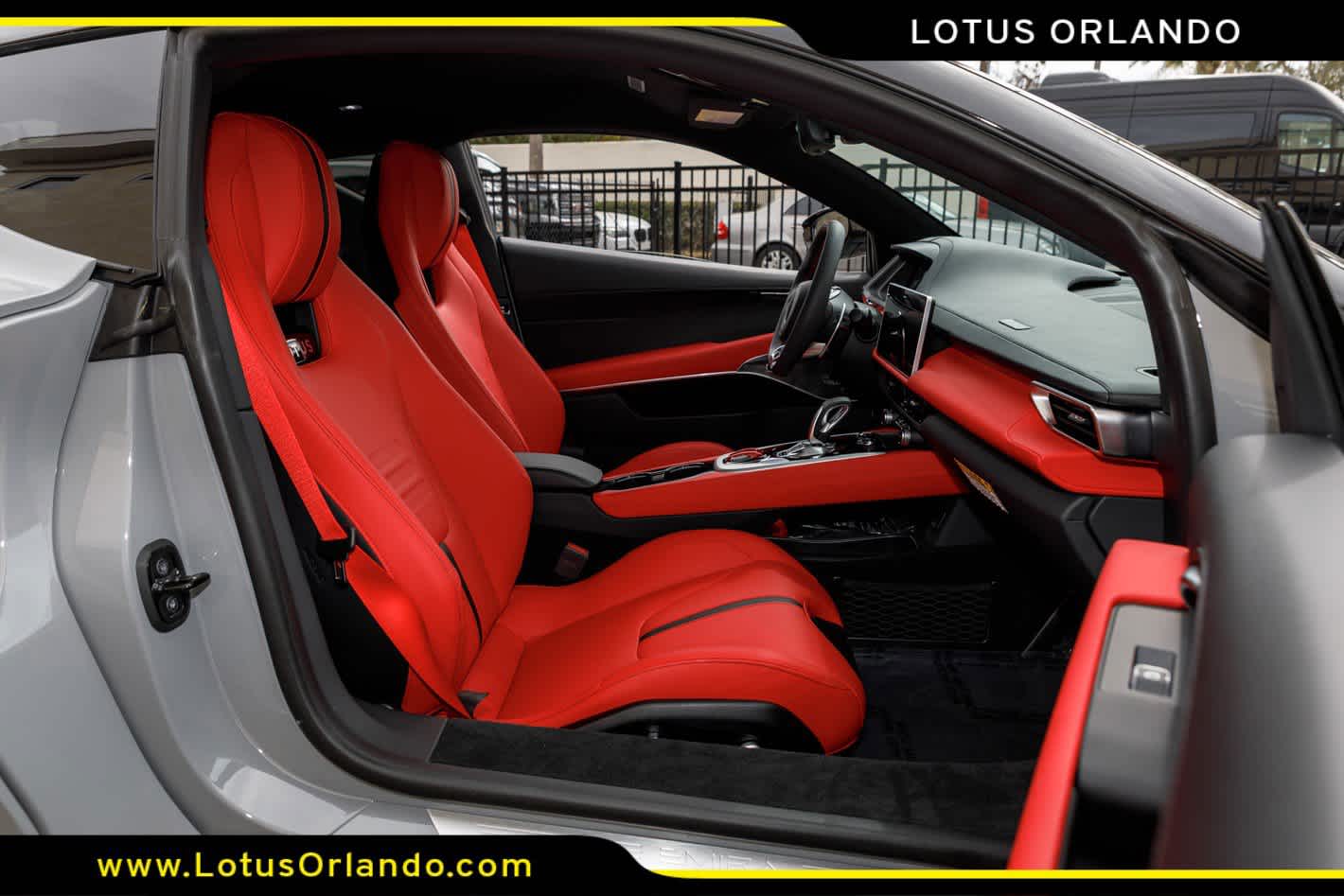 2026 Lotus Emira Turbo SE