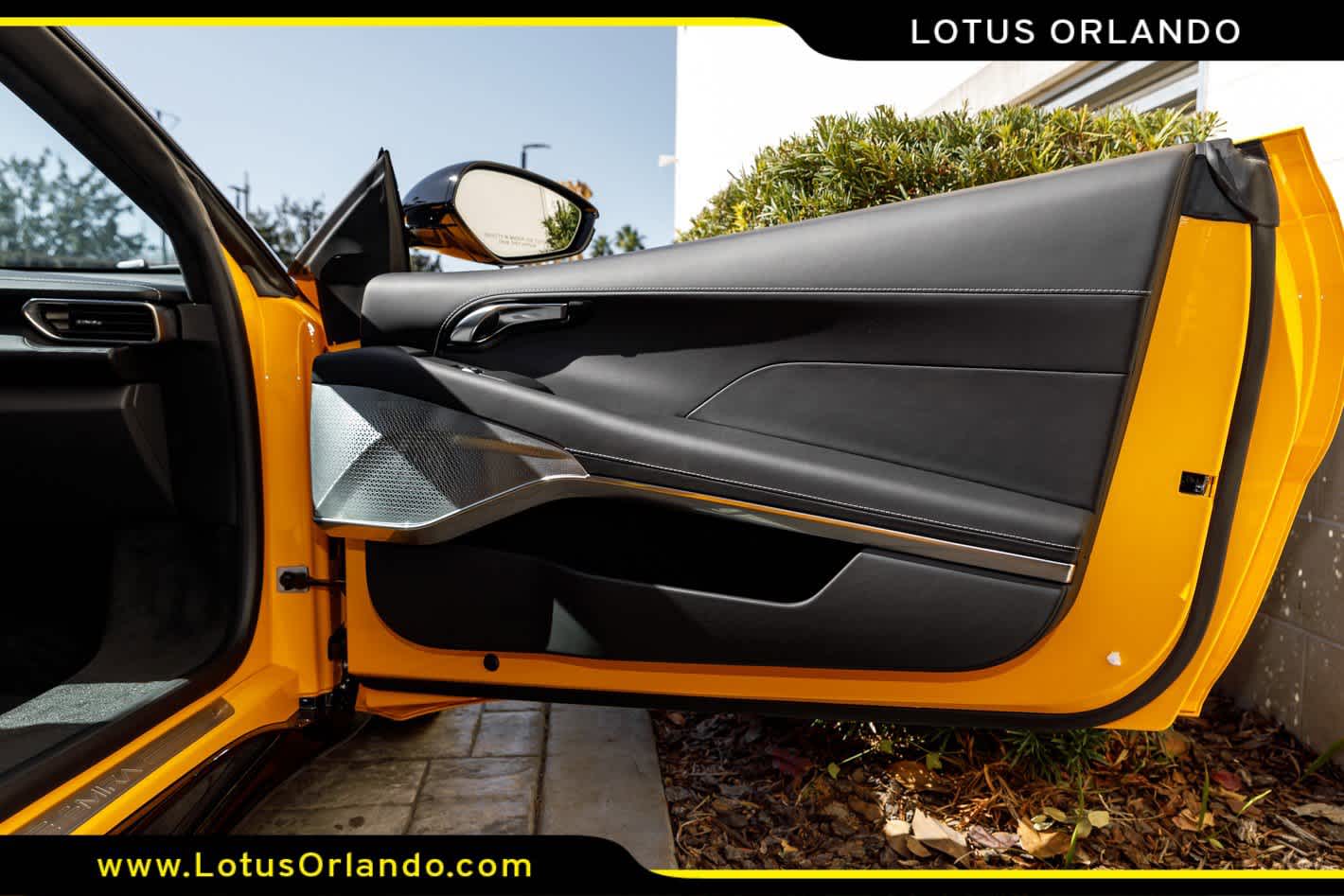 2026 Lotus Emira Turbo SE