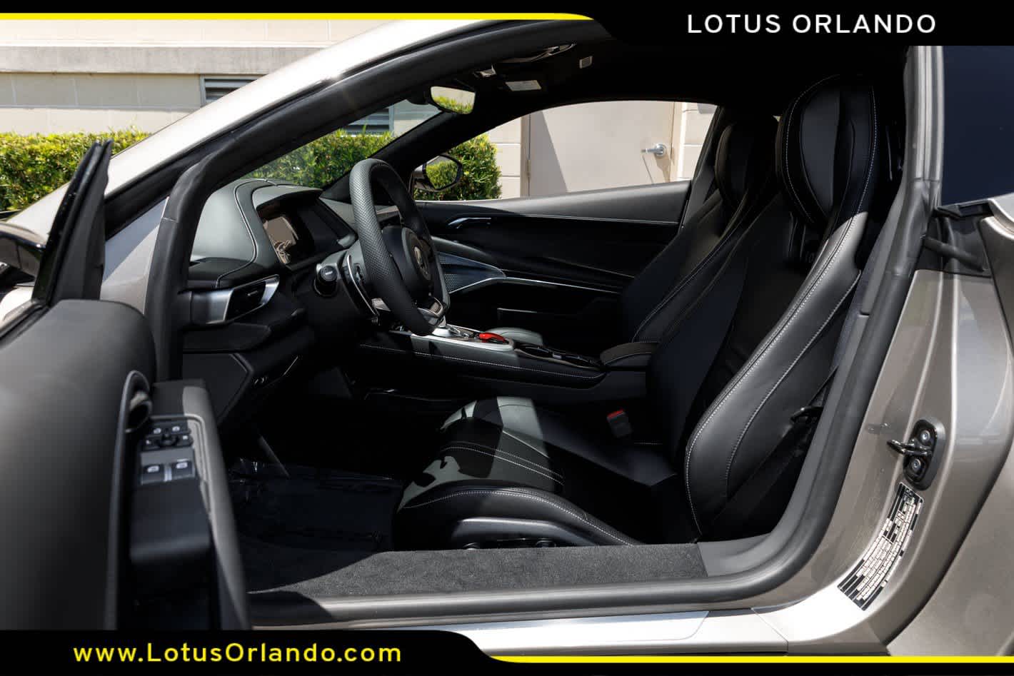 2026 Lotus Emira Turbo SE