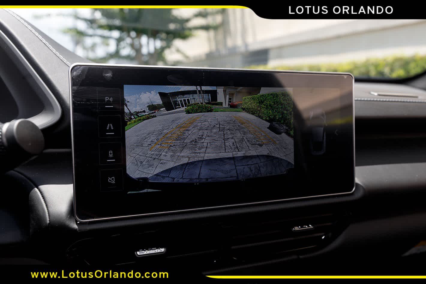 2026 Lotus Emira Turbo SE
