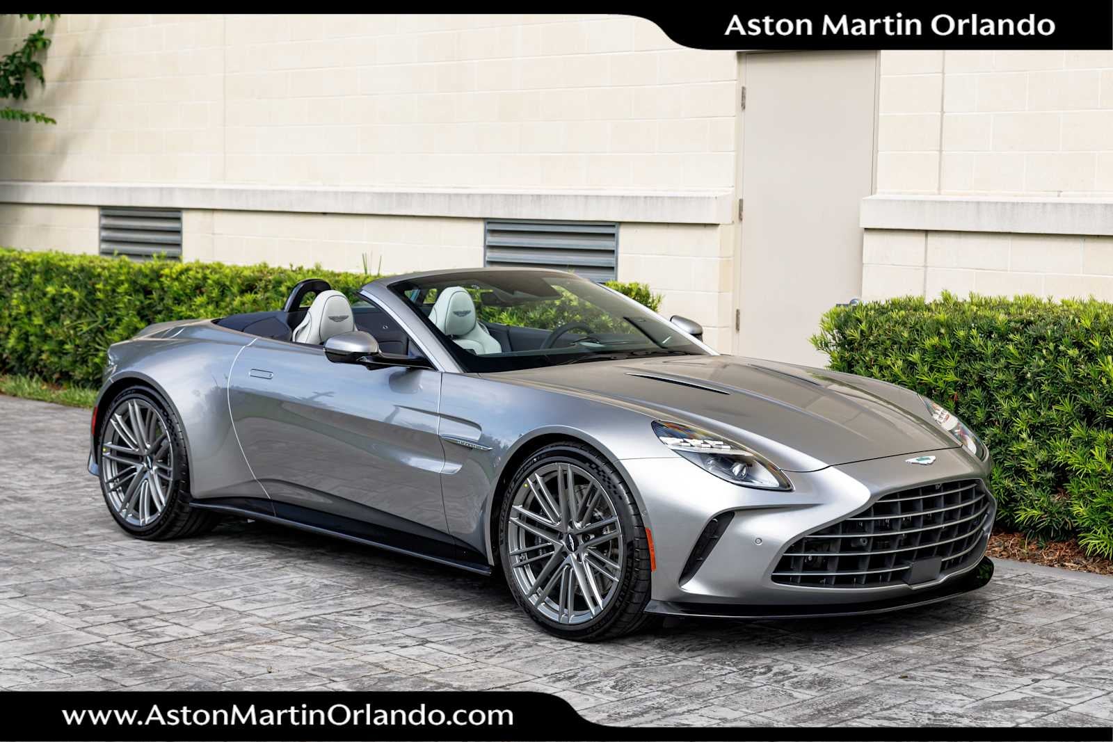 2026 Aston Martin Vantage Roadster