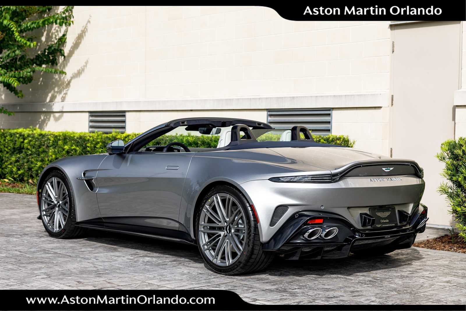 2026 Aston Martin Vantage Roadster