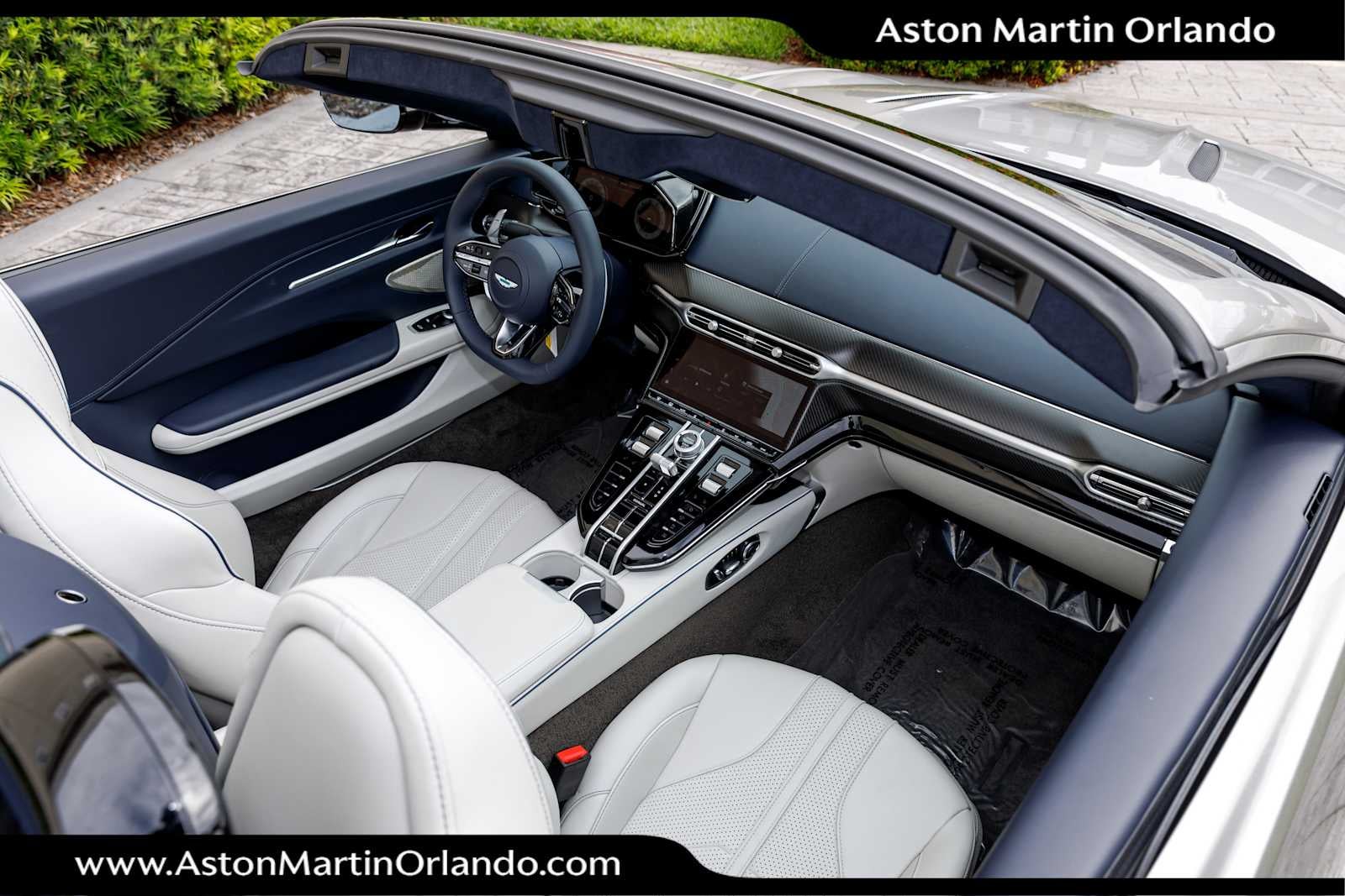 2026 Aston Martin Vantage Roadster