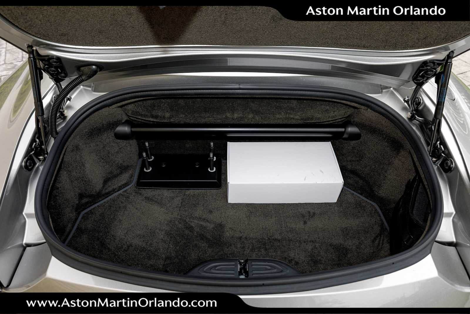 2026 Aston Martin Vantage Roadster