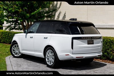 2023 Land Rover Range Rover SE