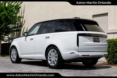 2023 Land Rover Range Rover SE