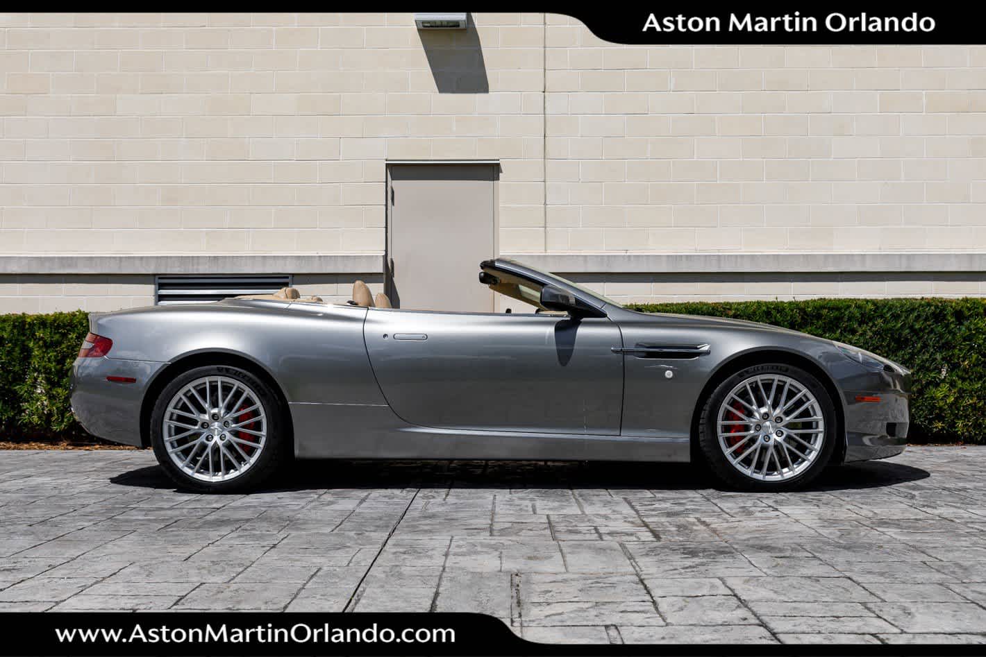 2009 Aston Martin DB9 Base