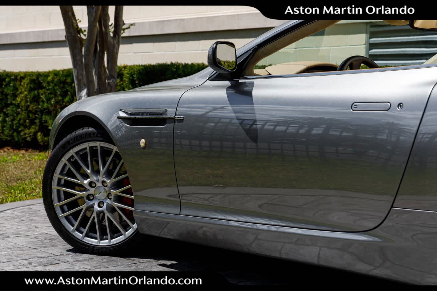 2009 Aston Martin DB9 Base