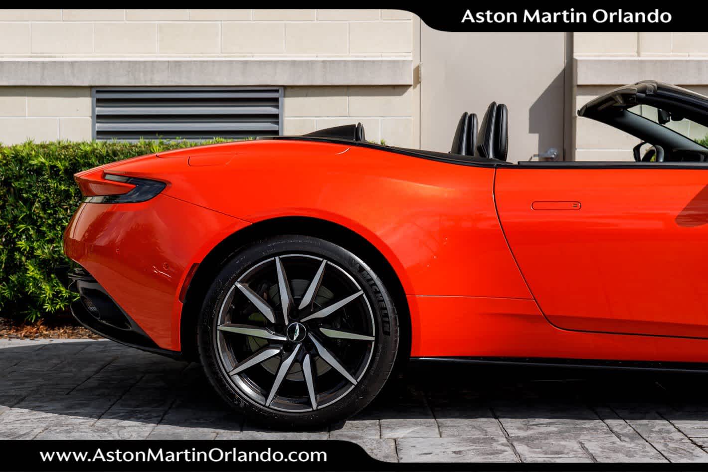 2020 Aston Martin DB11 Base