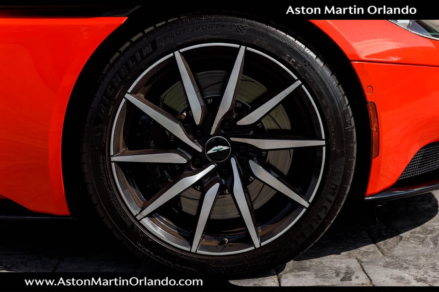 2020 Aston Martin DB11 Base