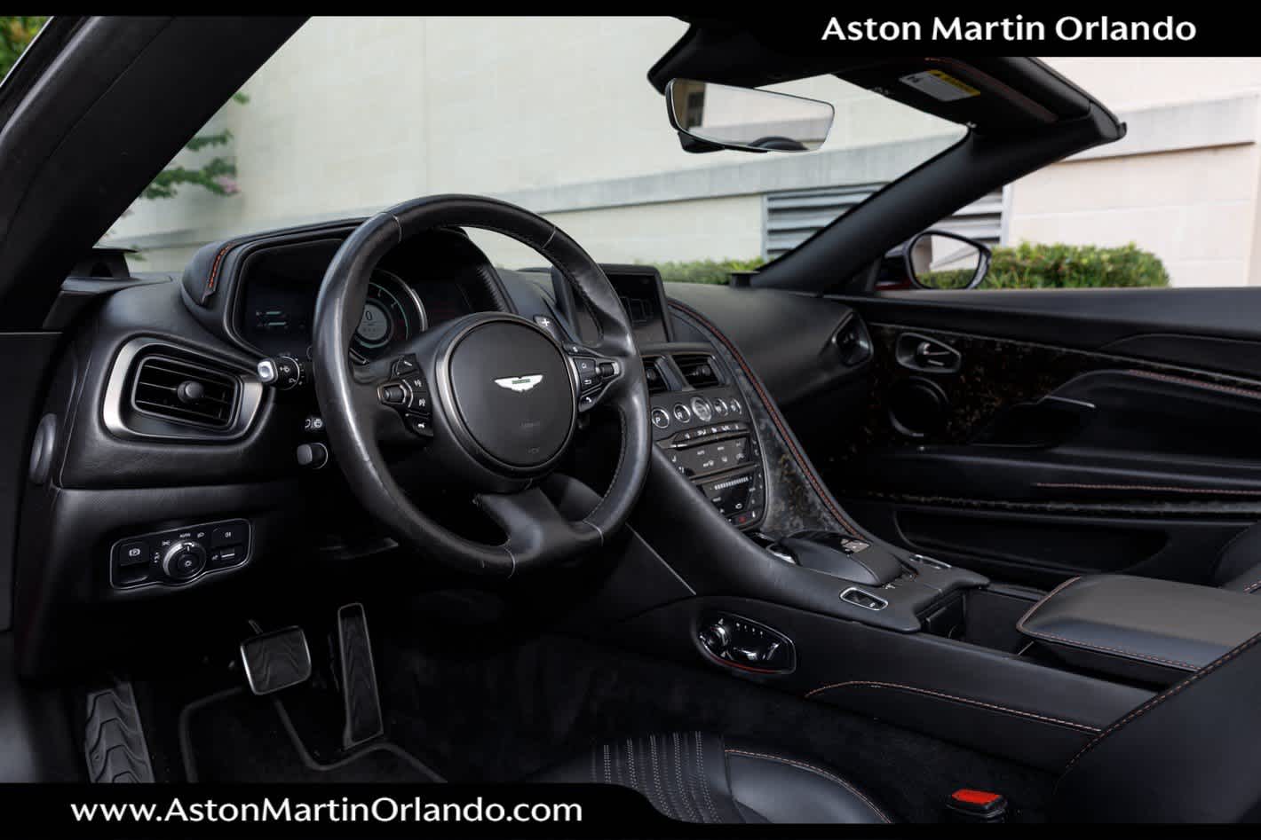 2020 Aston Martin DB11 Base