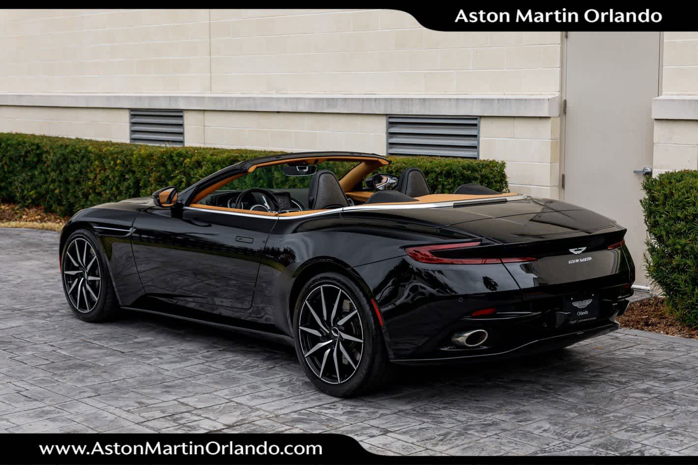 2019 Aston Martin DB11 Base