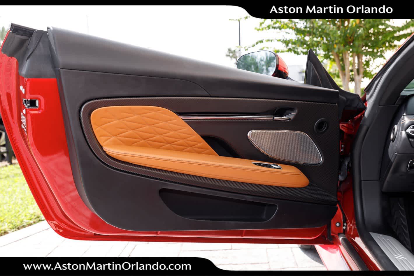 2024 Aston Martin DB12 Base