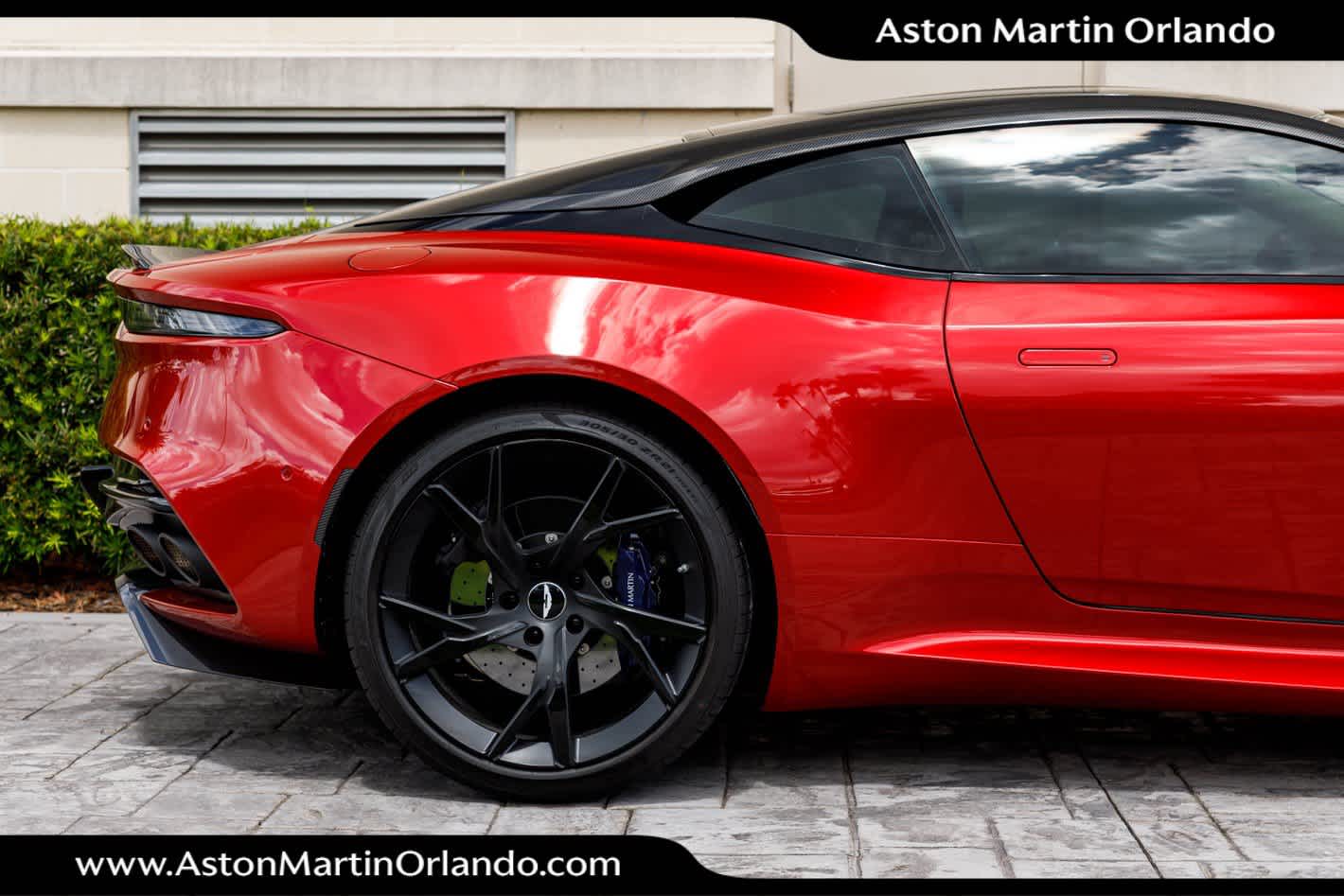 2019 Aston Martin DBS Superleggera