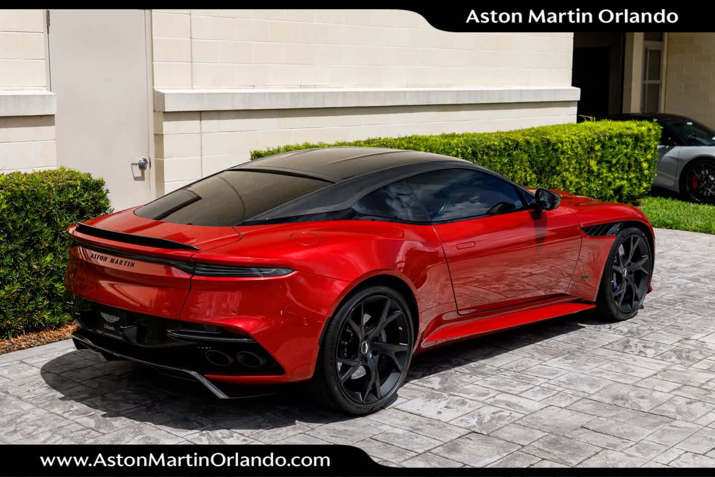2019 Aston Martin DBS Superleggera