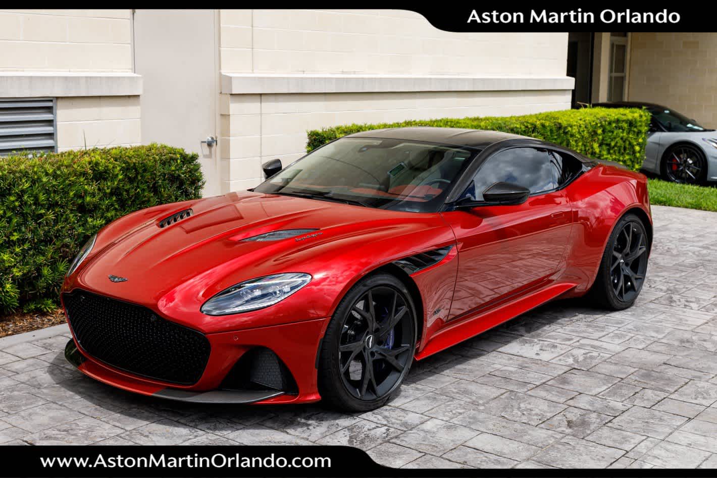 2019 Aston Martin DBS Superleggera