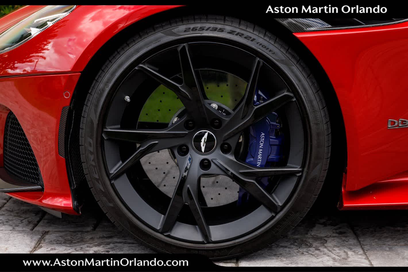 2019 Aston Martin DBS Superleggera