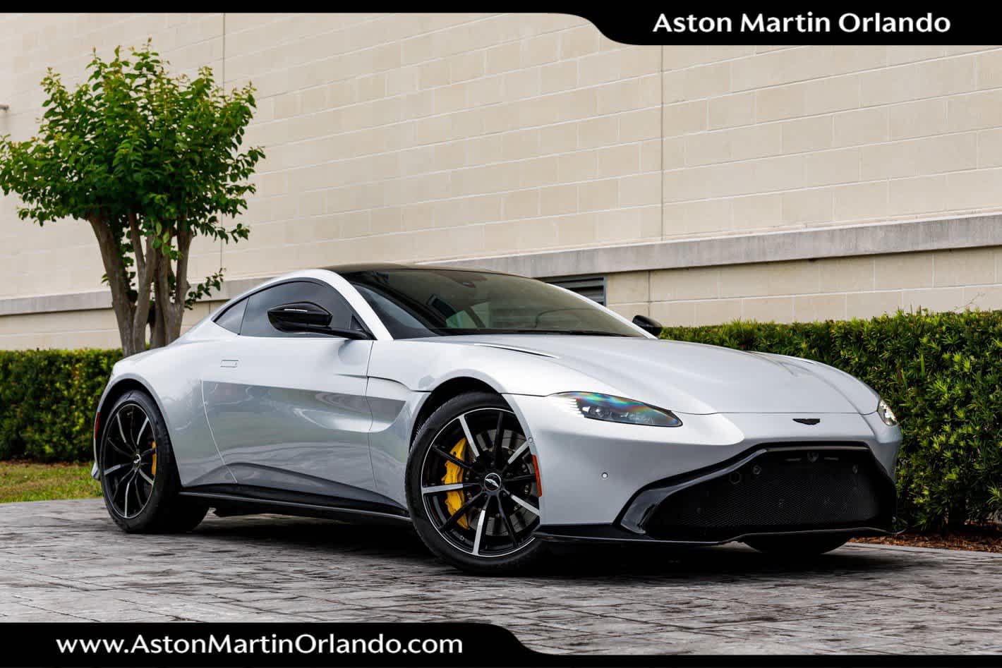 2022 Aston Martin Vantage Base