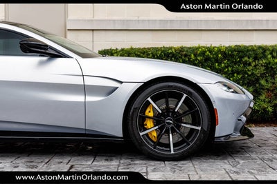 2022 Aston Martin Vantage Base