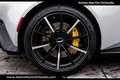 2022 Aston Martin Vantage Base