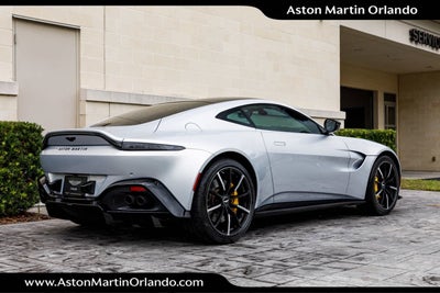 2022 Aston Martin Vantage Base