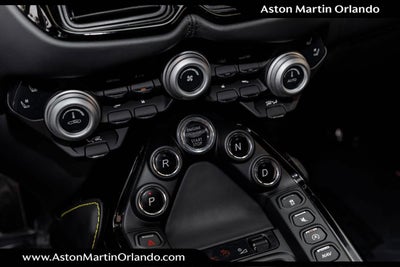 2022 Aston Martin Vantage Base