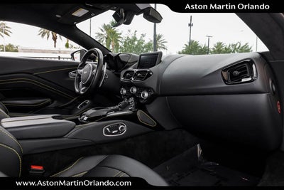 2022 Aston Martin Vantage Base