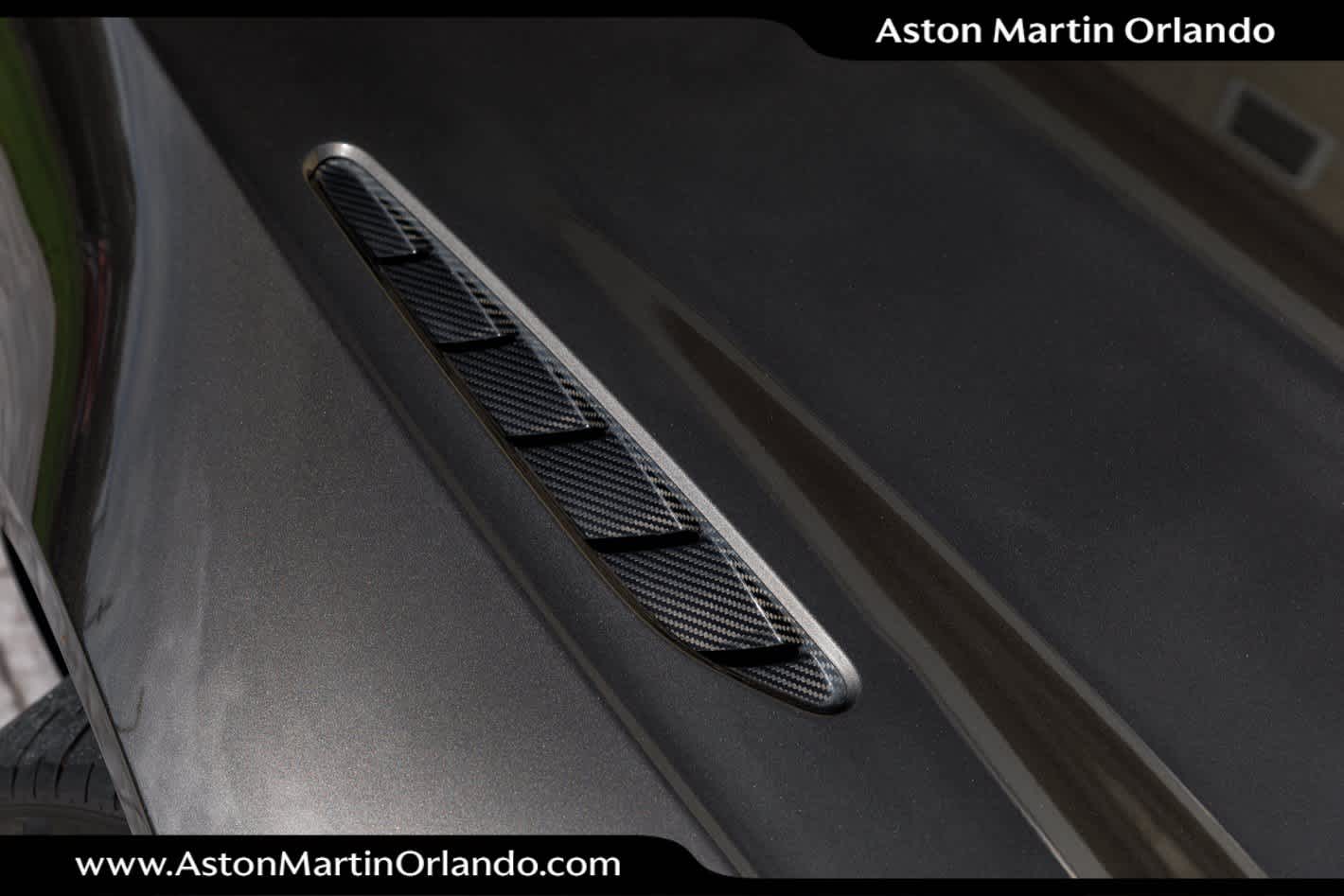 2021 Aston Martin Vantage Base