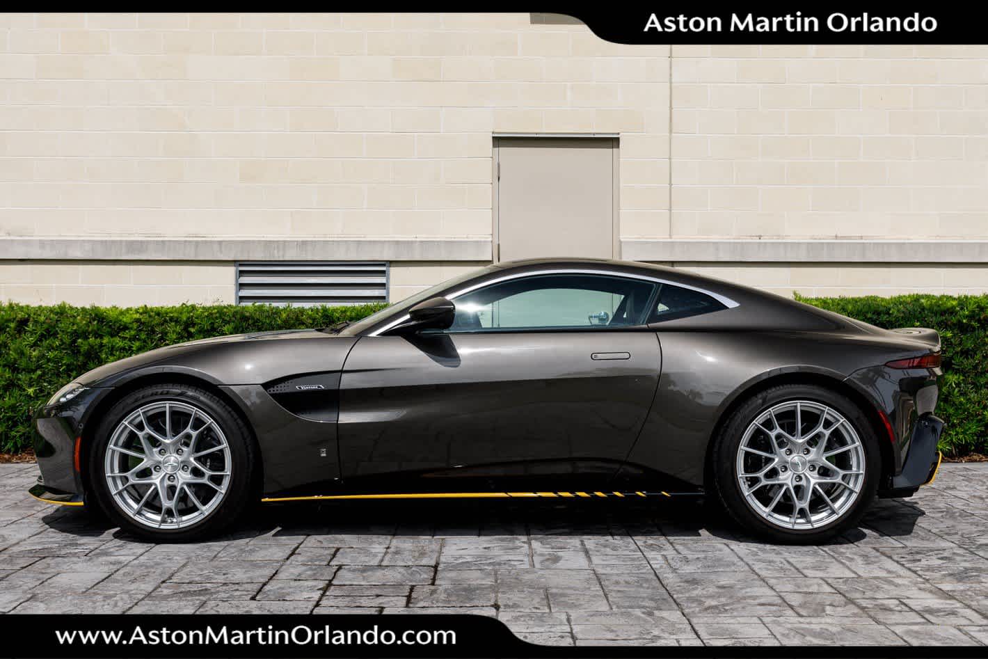 2021 Aston Martin Vantage Base