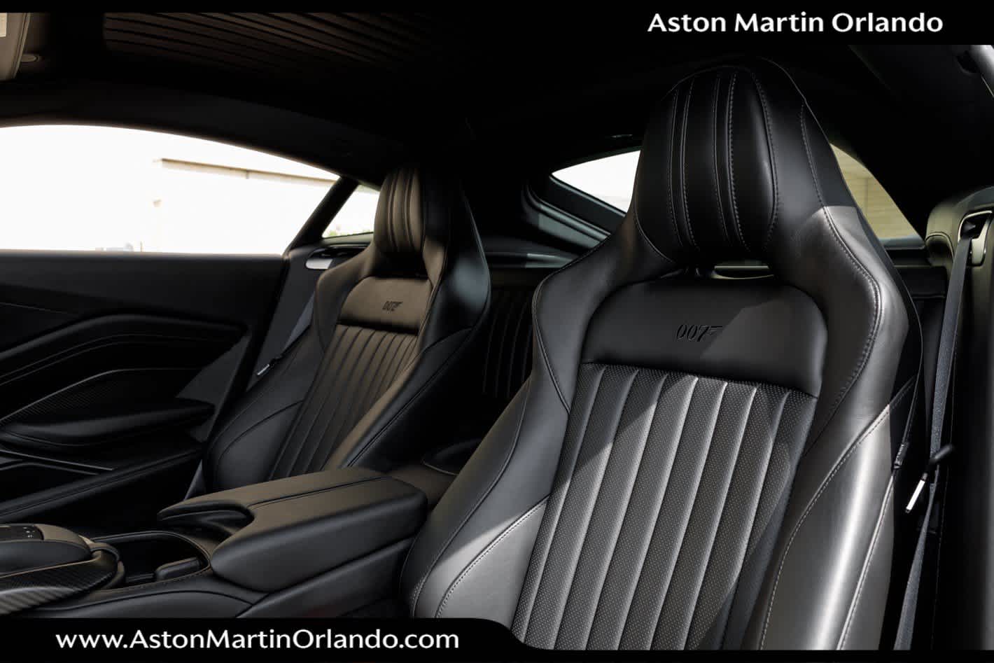 2021 Aston Martin Vantage Base