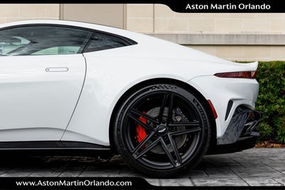 2025 Aston Martin Vantage Base