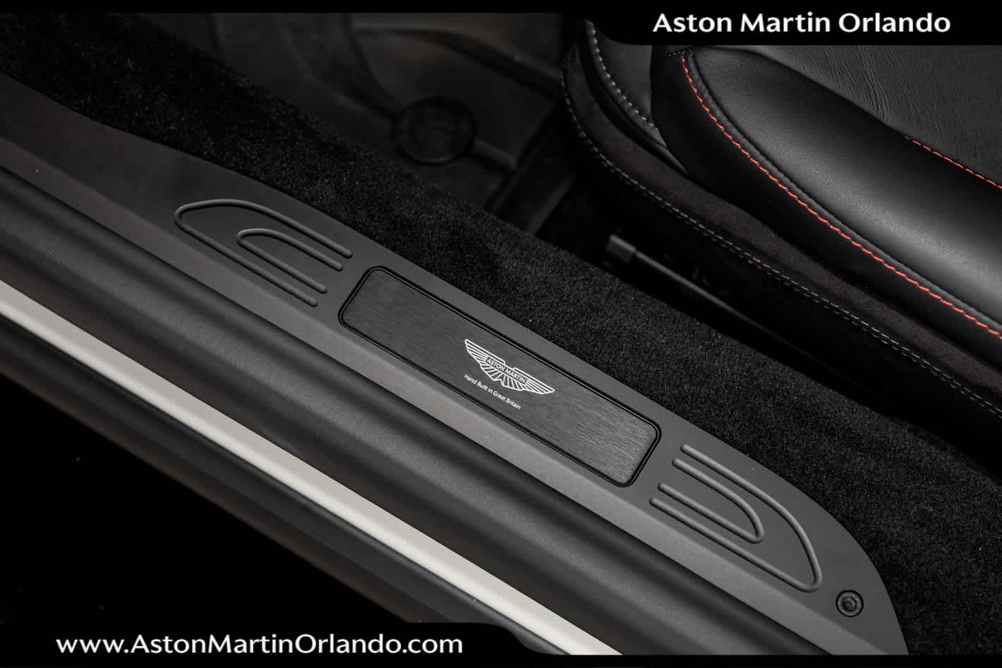 2025 Aston Martin Vantage Base