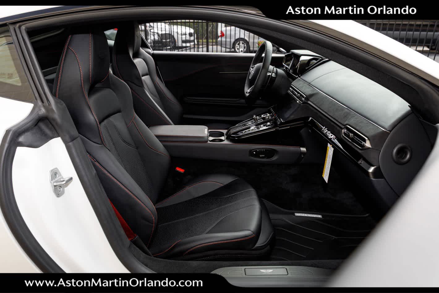 2025 Aston Martin Vantage Base