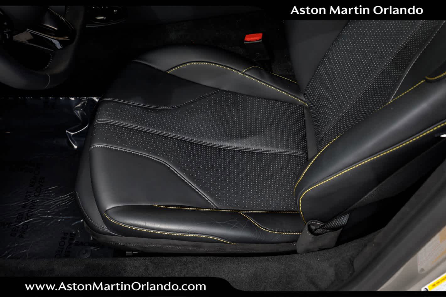 2025 Aston Martin Vantage Base