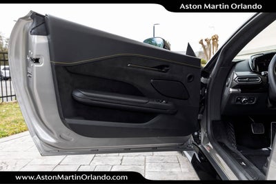 2025 Aston Martin Vantage Base
