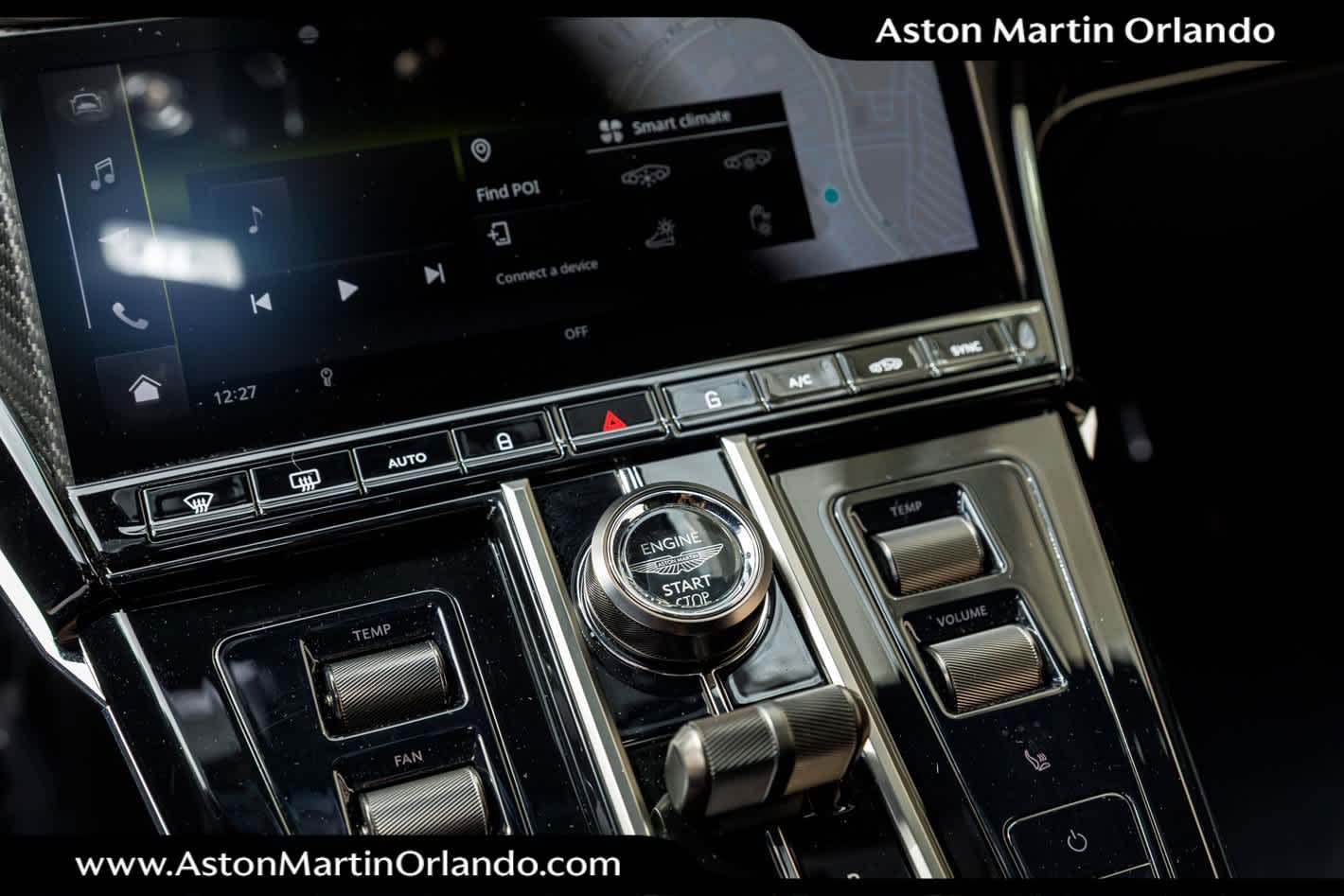 2025 Aston Martin Vantage Base