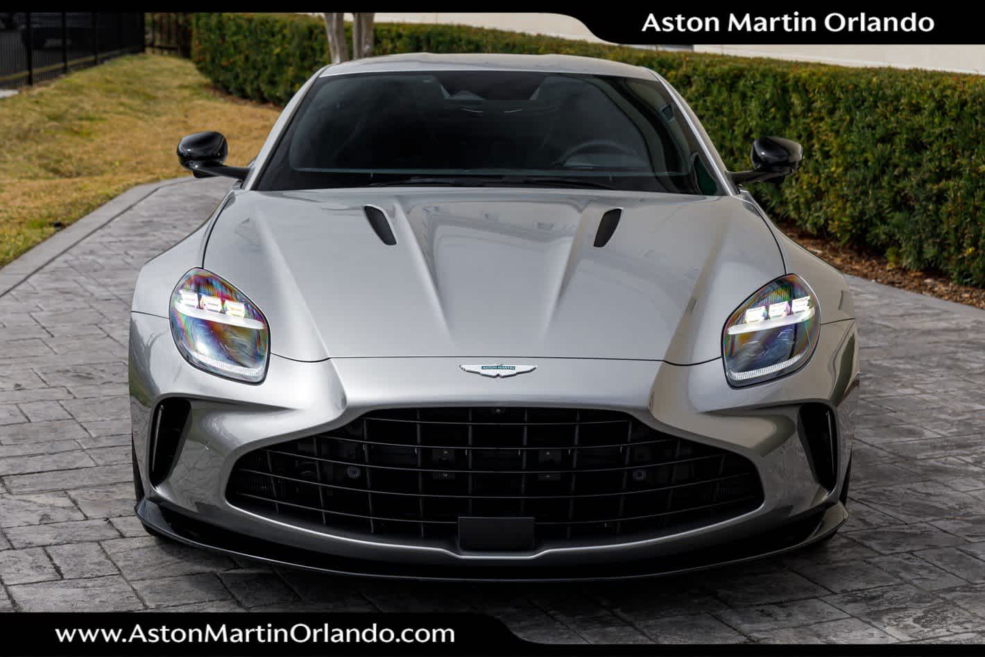 2025 Aston Martin Vantage Base